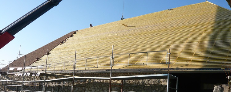 Travaux de charpente couverture zinguerie _ Saint Michel les Portes (7)